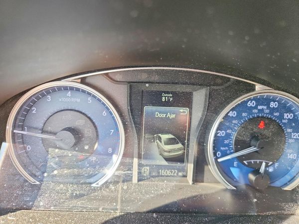 2016 TOYOTA CAMRY