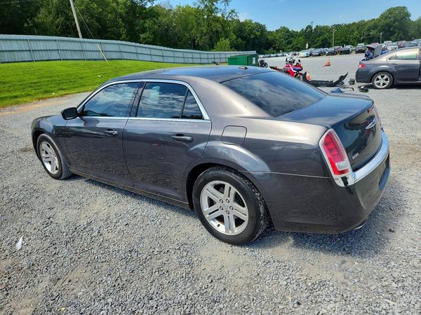2014 CHRYSLER 300