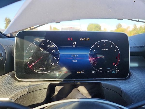 2022 MERCEDES-BENZ C