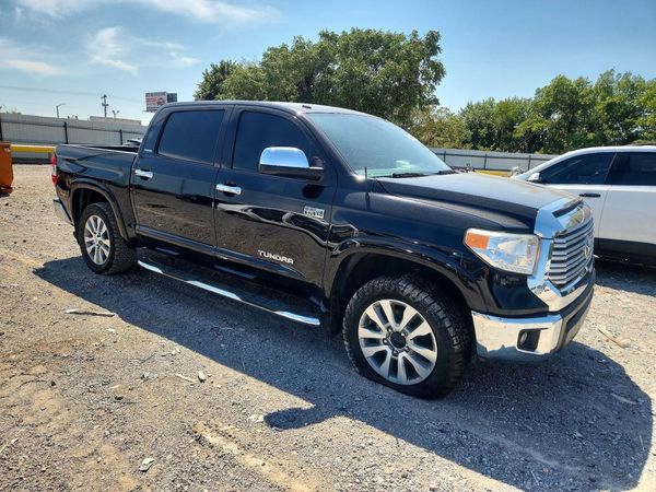 2017 TOYOTA TUNDRA Limited