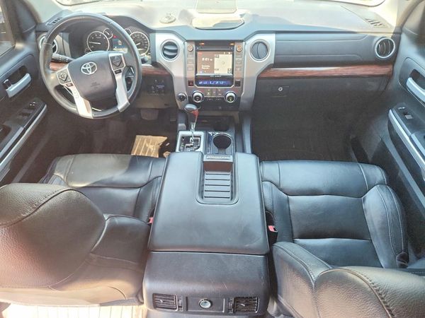 2017 TOYOTA TUNDRA Limited