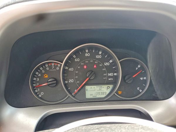 2016 TOYOTA RAV4 LE (X Grade)