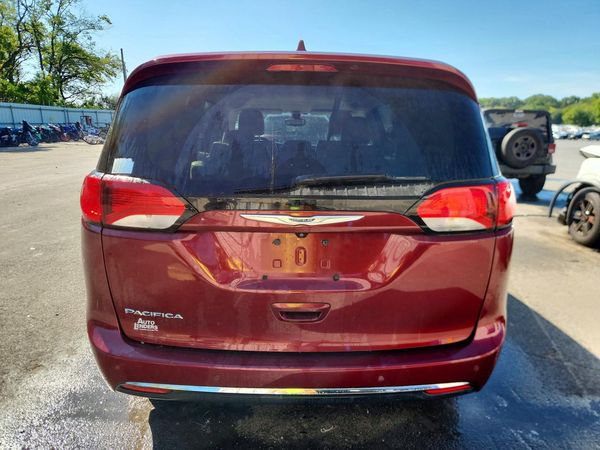 2017 CHRYSLER PACIFICA Touring L