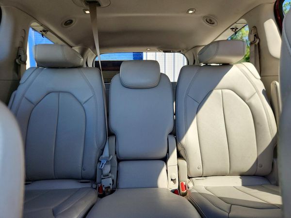 2017 CHRYSLER PACIFICA Touring L
