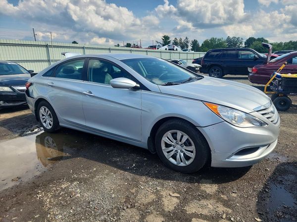 2012 HYUNDAI SONATA Middle-low level