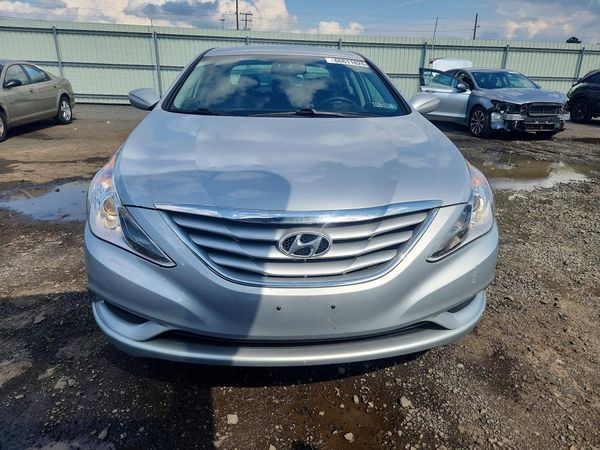 2012 HYUNDAI SONATA Middle-low level