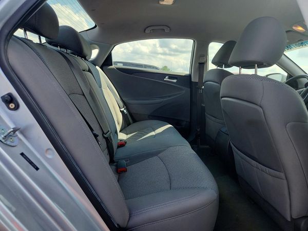 2012 HYUNDAI SONATA Middle-low level