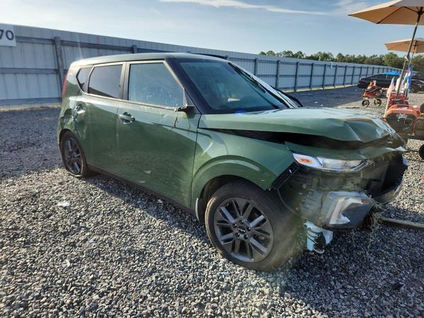2022 KIA SOUL EX — Passenger 3/4