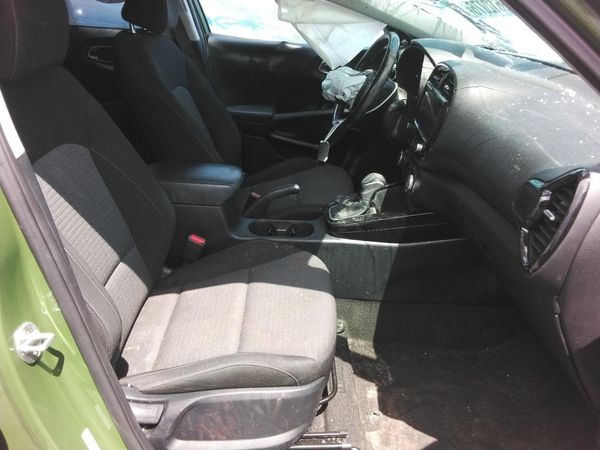2022 KIA SOUL EX — DENT
