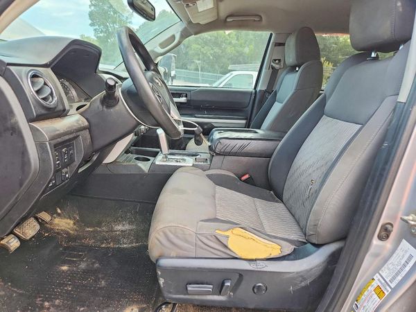 2016 TOYOTA TUNDRA