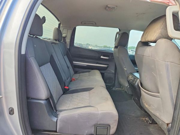 2016 TOYOTA TUNDRA