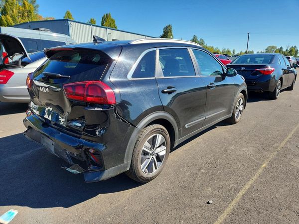 2022 KIA NIRO