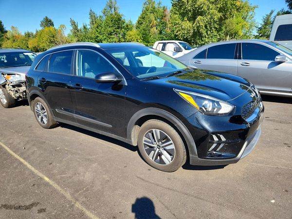2022 KIA NIRO