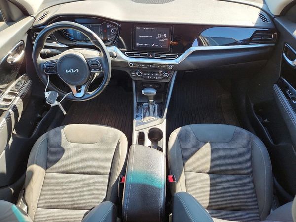 2022 KIA NIRO