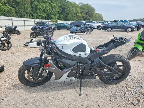 2015 SUZUKI GSXR600