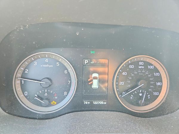 2016 HYUNDAI TUCSON