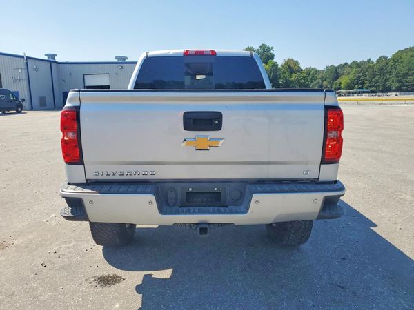 2017 CHEVROLET SILVERADO LT — DIRR