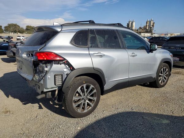 2024 TOYOTA COROLLA CROSS