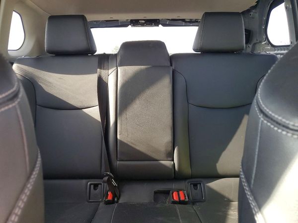 2024 TOYOTA COROLLA CROSS