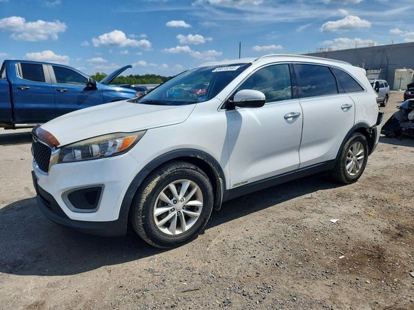 2016 KIA SORENTO L / LX