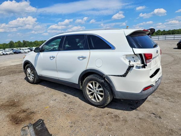 2016 KIA SORENTO L / LX