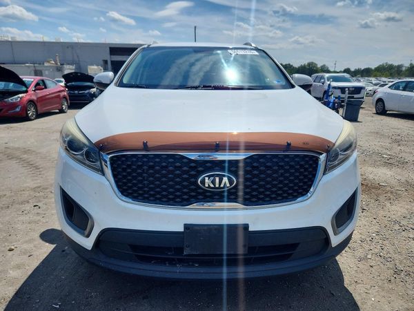 2016 KIA SORENTO L / LX