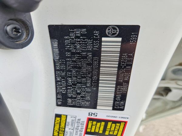 2024 TOYOTA CAMRY SE