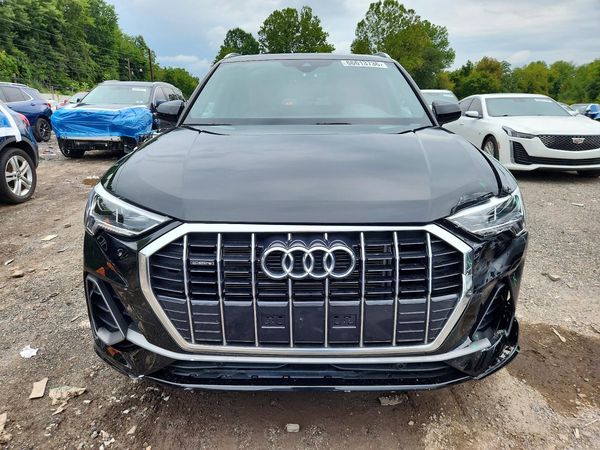 2025 AUDI Q3