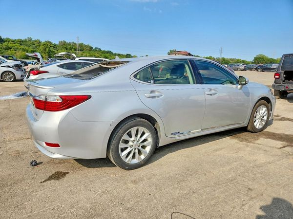 2014 LEXUS ES 300h
