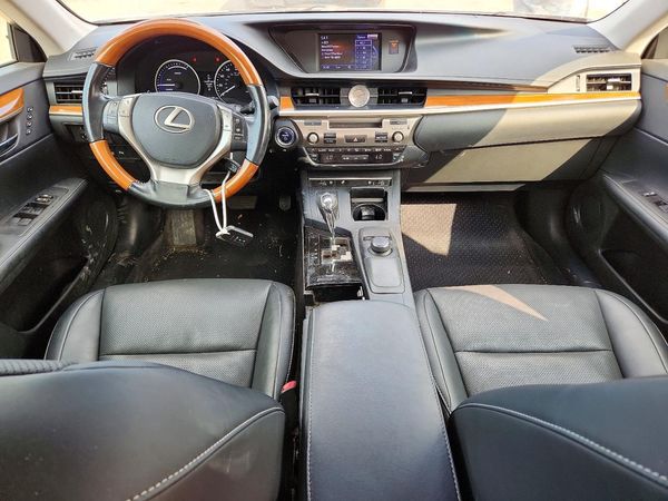 2014 LEXUS ES 300h