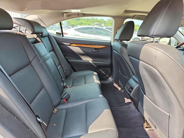 2014 LEXUS ES 300h