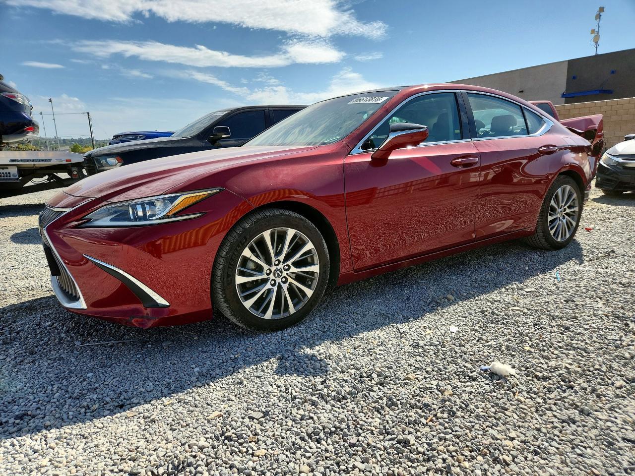 2019 LEXUS ES