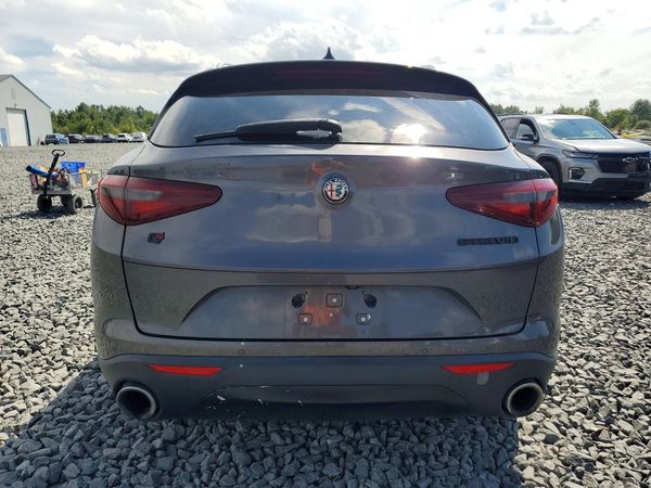 2018 ALFA ROMEO STELVIO