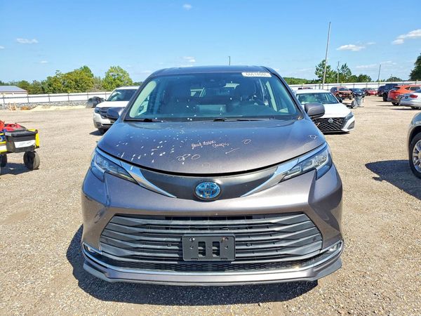 2021 TOYOTA SIENNA — DIRF