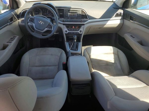 2017 HYUNDAI ELANTRA SE Base