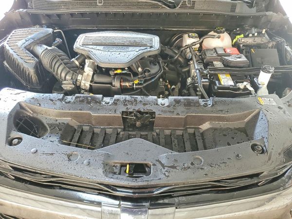 2025 CHEVROLET BLAZER RS — Engine bay
