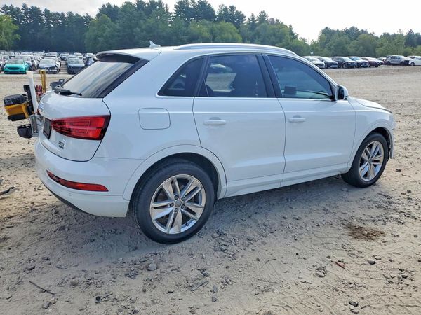 2016 AUDI Q3