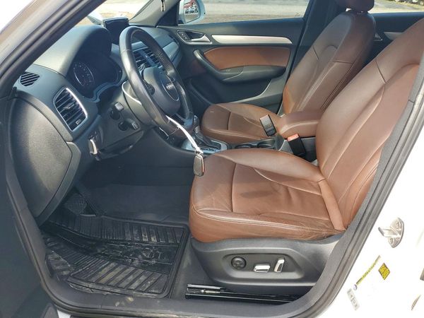 2016 AUDI Q3