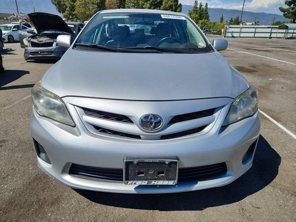 2013 TOYOTA COROLLA