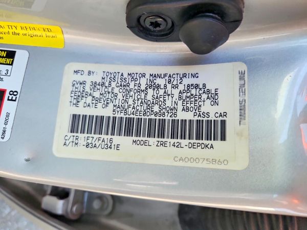 2013 TOYOTA COROLLA