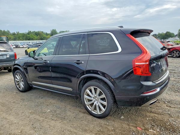 2016 VOLVO XC90