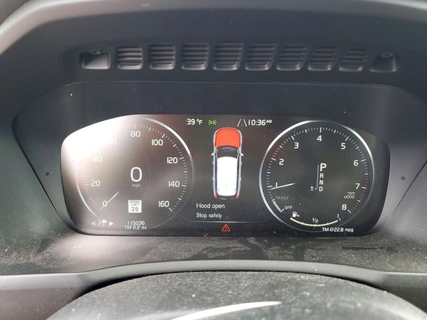 2016 VOLVO XC90