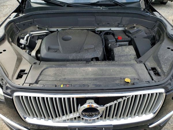 2016 VOLVO XC90