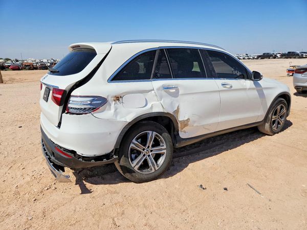 2019 MERCEDES-BENZ GLC