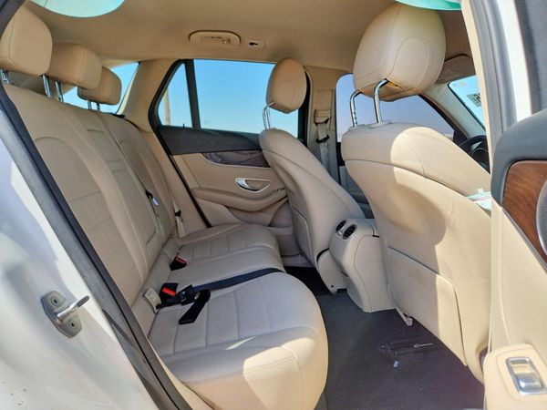 2019 MERCEDES-BENZ GLC
