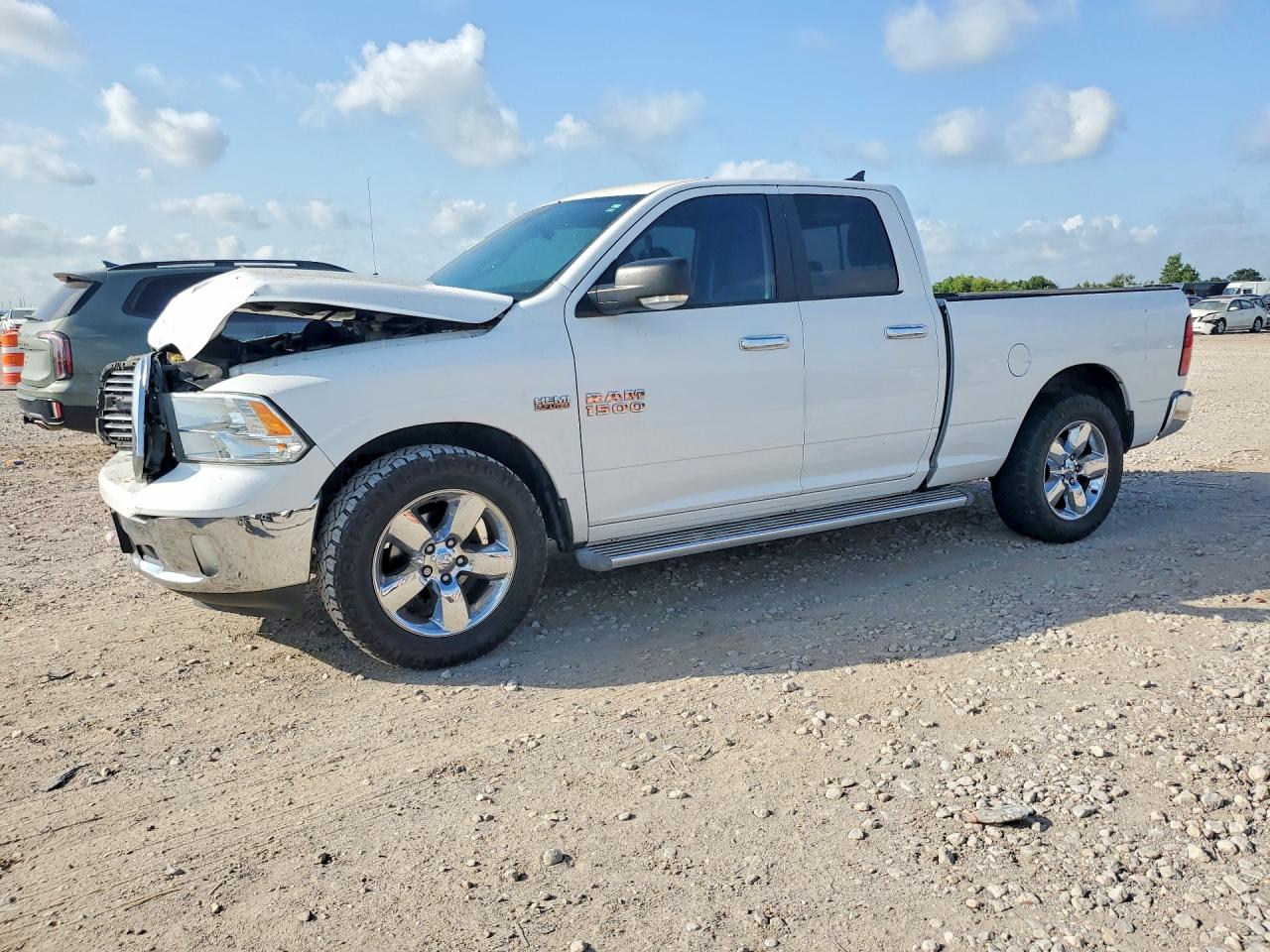 2014 RAM 1500 SLT QUAD CAB 4X2