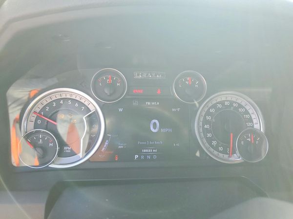 2014 RAM 1500 SLT QUAD CAB 4X2