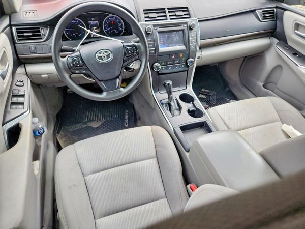 2016 TOYOTA CAMRY