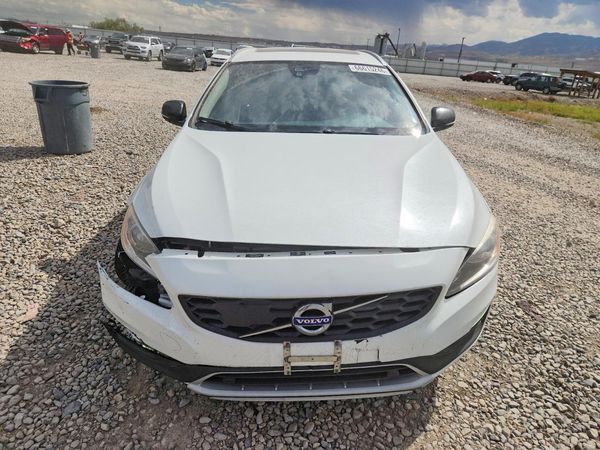 2018 VOLVO V60 CROSS COUNTRY