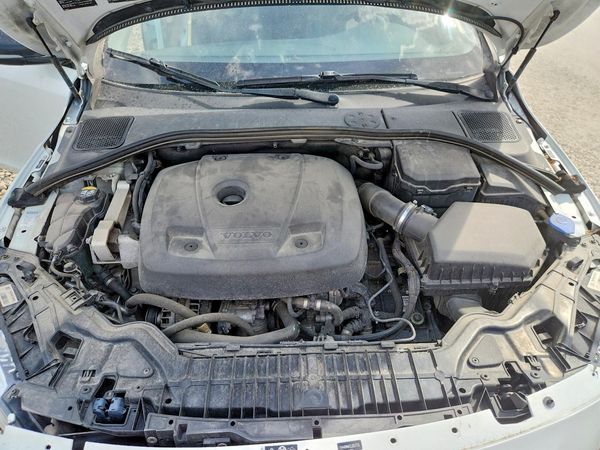 2018 VOLVO V60 CROSS COUNTRY